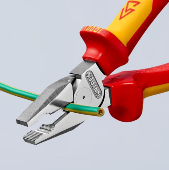 Alicate Universal Reforzado De 7'' Aislado 1000V4