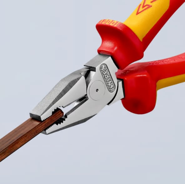 Alicate Universal Reforzado De 7'' Aislado 1000V3