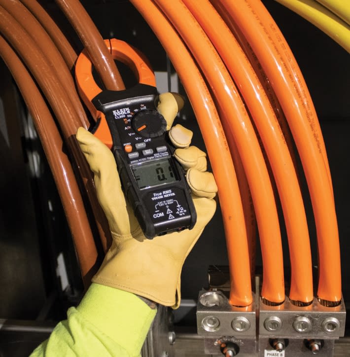 Amperimetro Digital Tenaza 2.000a Ac/dc (cl900)7