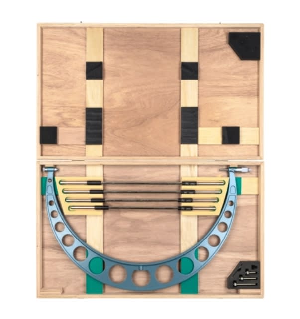 MICROMETRO EXTERIOR  600 - 700MM (104-145A)2