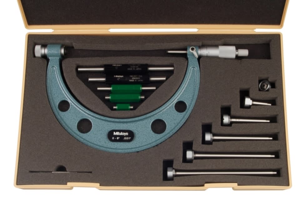 MICROMETRO EXTERIOR 0 - 6''  GR. 0.001'' (104-137)2