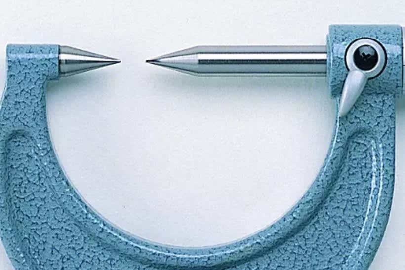 MICROMETRO EXTERIOR DE  0  A 25 MM. (112-213)2