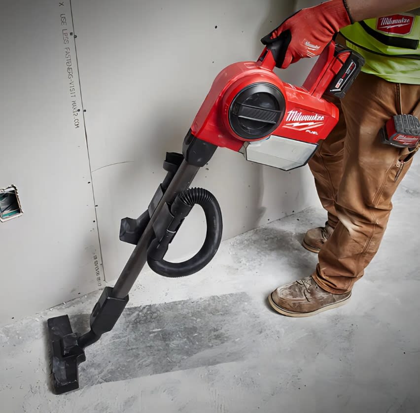 Aspiradora Compacta M18 Fuel 1 Litro 0940-20 Color Rojo2