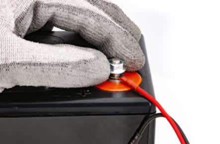 Cargador Baterias Artic 8000  12 -v (029590)6