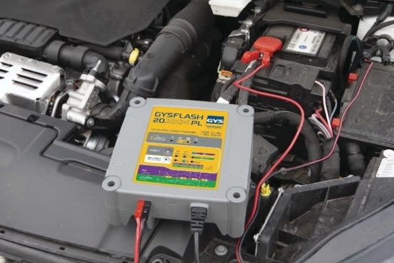 Cargador Baterias Gysflash 20.12/24 Pl (026049)3