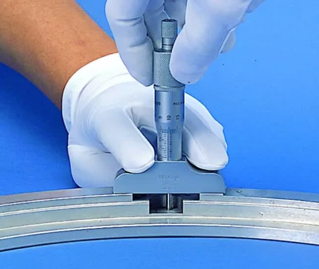 MICROMETRO PARA PROFUNDIDAD 0-25 MM (101 MM) (128-102)2