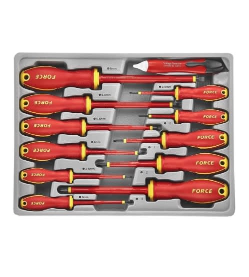 Juego de Destornilladores Aislados 1000v 7(-) 4(+) 1(t) (2125N)1