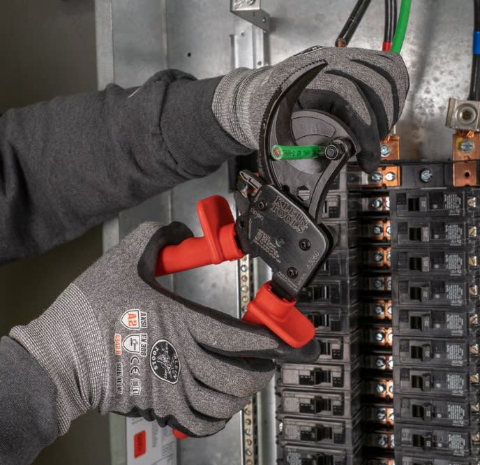 Alicate Corta Cable Trinquete 600-750mcm (63060)7