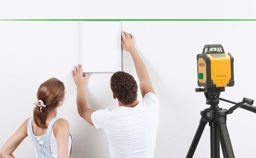 NIVEL LASER 2 LINEAS 360? ALCANCE 25 MTS LASER VERDE (PLC360G)2
