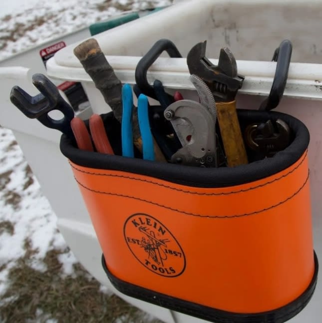 Cubeta Ovalada Rigida Con Pie De Apoyo (5144bhb)4