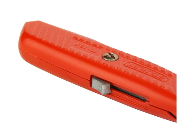 Estilete Retráctil Trapezoidal 18mm (10-189c)4