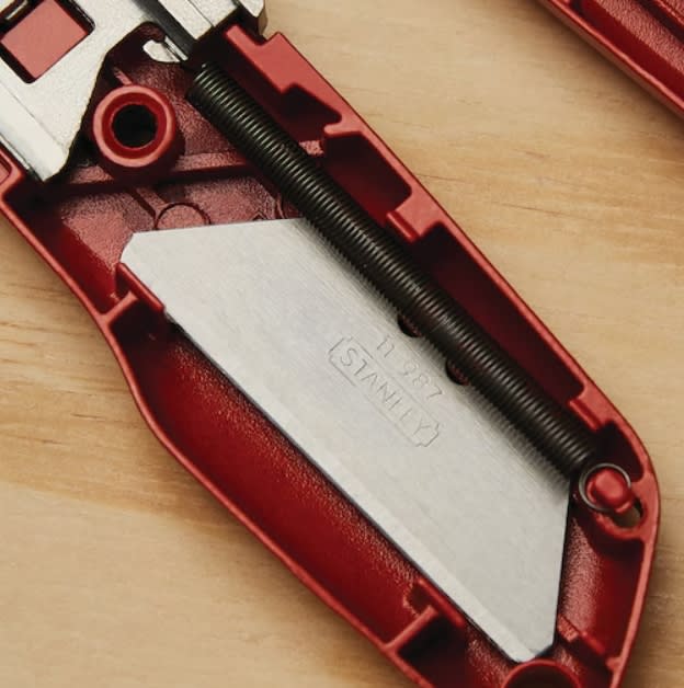 Estilete Retráctil Trapezoidal 18mm (10-189c)9