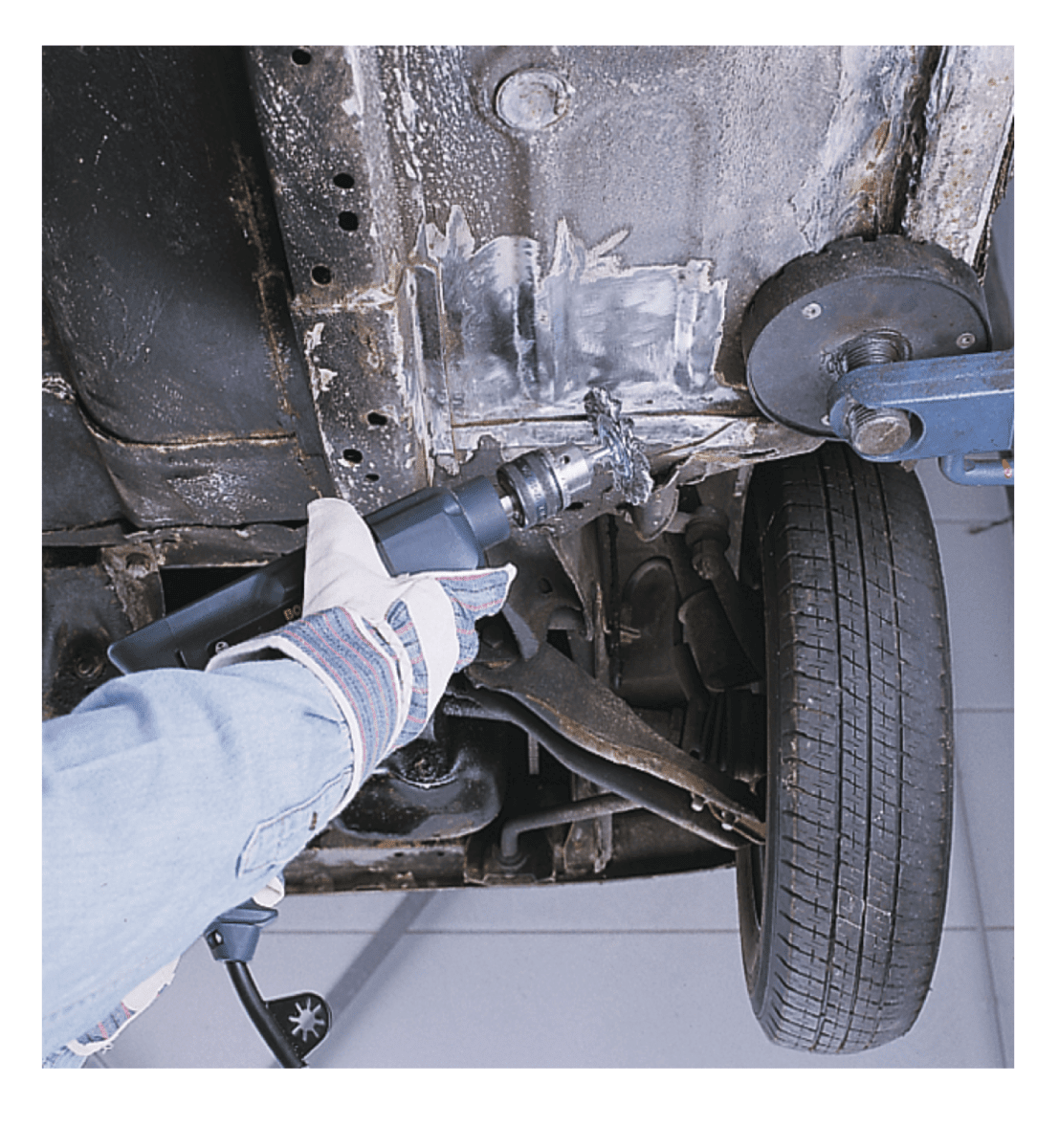 GRATA CIRCULAR CON VASTAGO DE   2'' CARBURO DE SILICIO (415.842)2