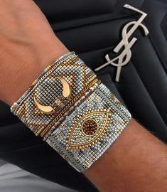 EL ARTE DE EQUILIBRAR EL COLOR EN NUESTROS ACCESORIOS 