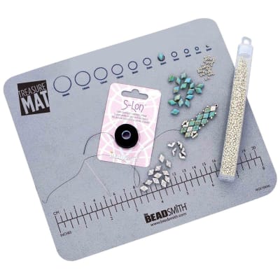 8.5X7 TREASURE MAT NONSLIP BEAD MAT PATENTED