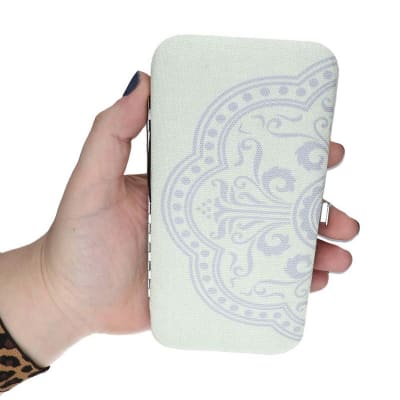NEEDLE CASE