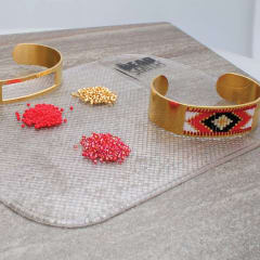 CLEAR STICKY BEAD MAT 7.5 x 5.5 IN 1