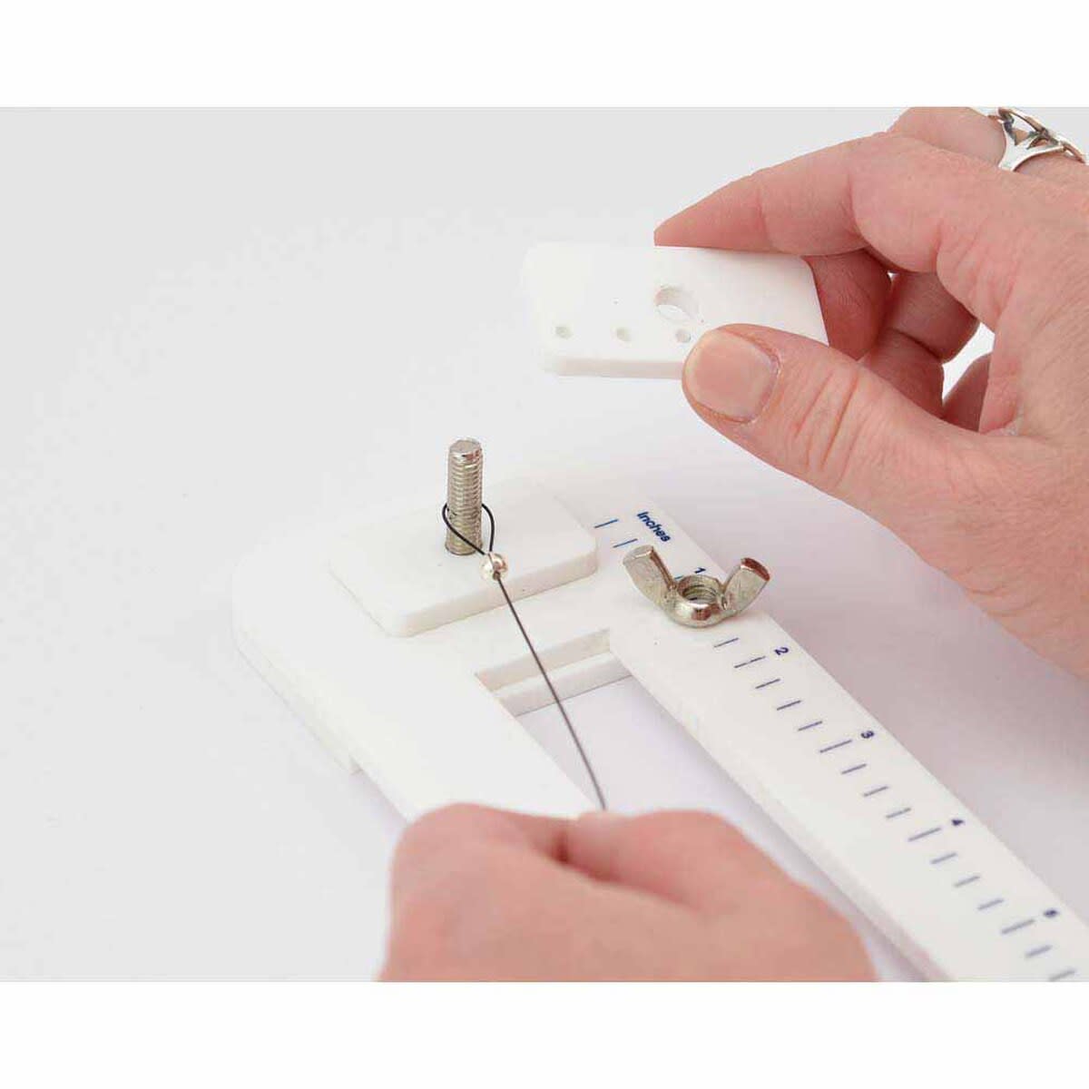 TELAR ESTACIÓN DE ATADO PARA HILOS1