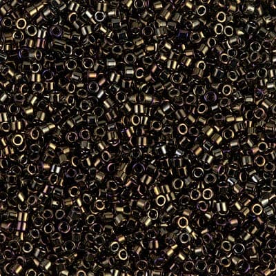 11/0 DELICA X 7.2GR/TB EFECTO IRIS26
