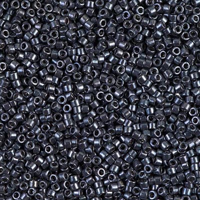 11/0 DELICA X 7.2GR/TB METALICOS BRILLOSOS B39
