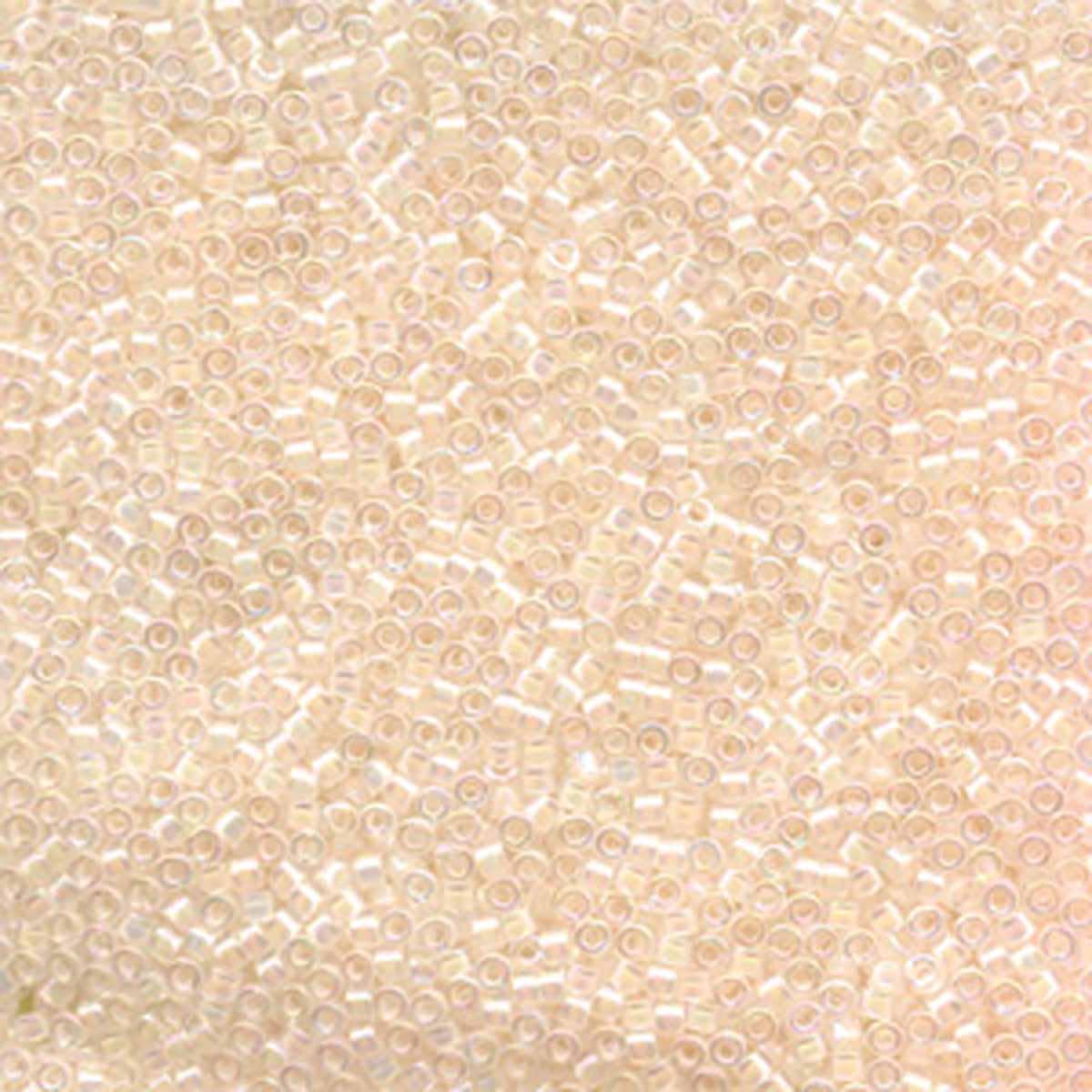 11/0 DELICA X 3GR/TB BLANCOS Y CREMAS15