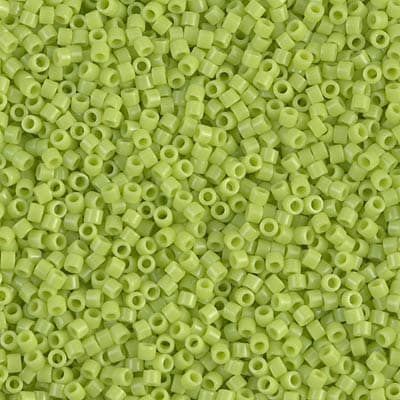 11/0 DELICA X 3GR VERDES Y LUMINOUS15