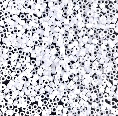 11/0 DELICA X 7.2GR/TB BLANCOS Y CREMAS39