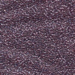 11/0 DELICA X 7.2GR/TB MORADOS44