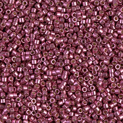11/0 DELICA X 7.2GR/TB METALICOS BRILLOSOS B5
