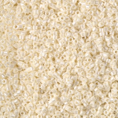 11/0 DELICA X 7.2GR/TB BLANCOS Y CREMAS16