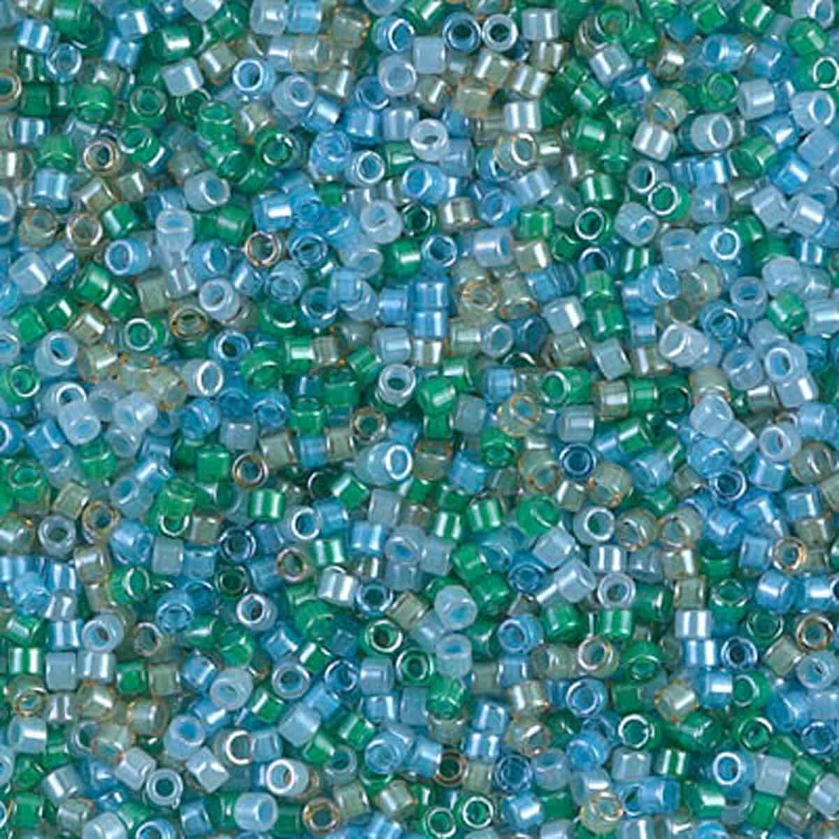 11/0 DELICA X 3GR VERDES Y LUMINOUS24