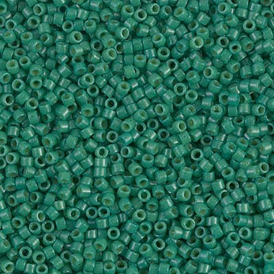 11/0 DELICA X 7.2GR/TB VERDES Y LUMINOUS37