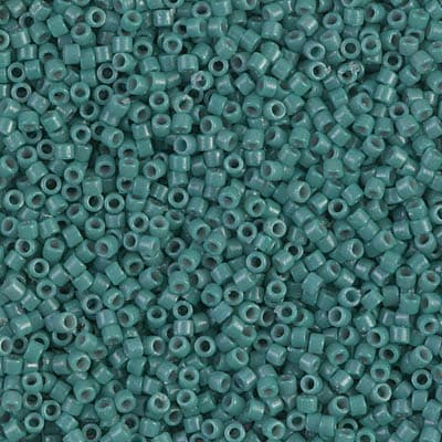 11/0 DELICA X 3GR VERDES Y LUMINOUS34