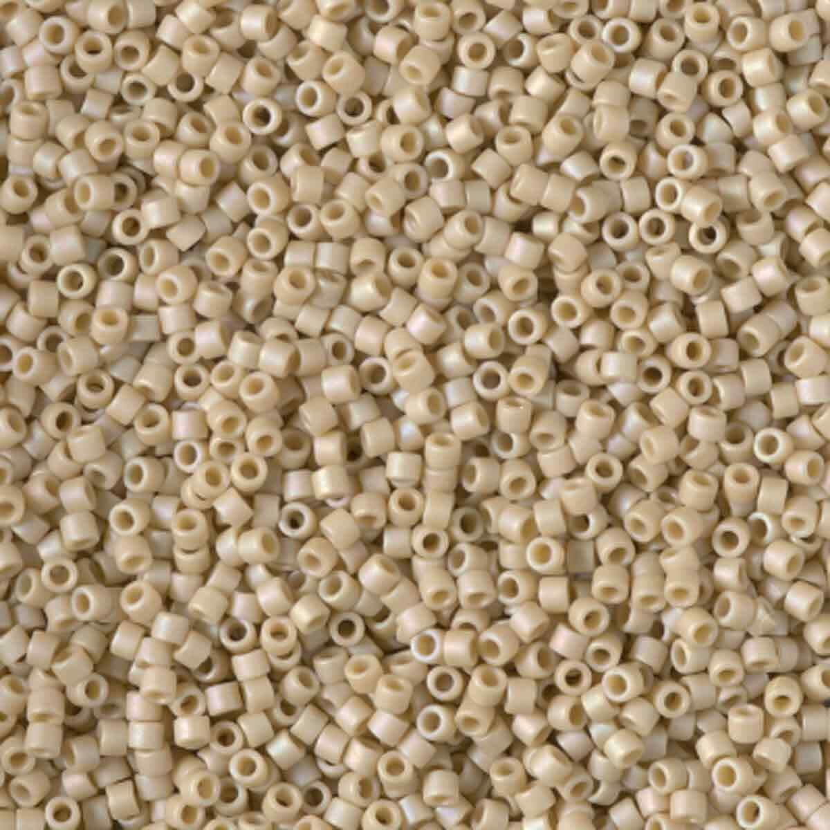 11/0 DELICA X 50GR/BL BLANCOS Y CREMAS14