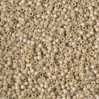 11/0 DELICA X 7.2GR/TB BLANCOS Y CREMAS25