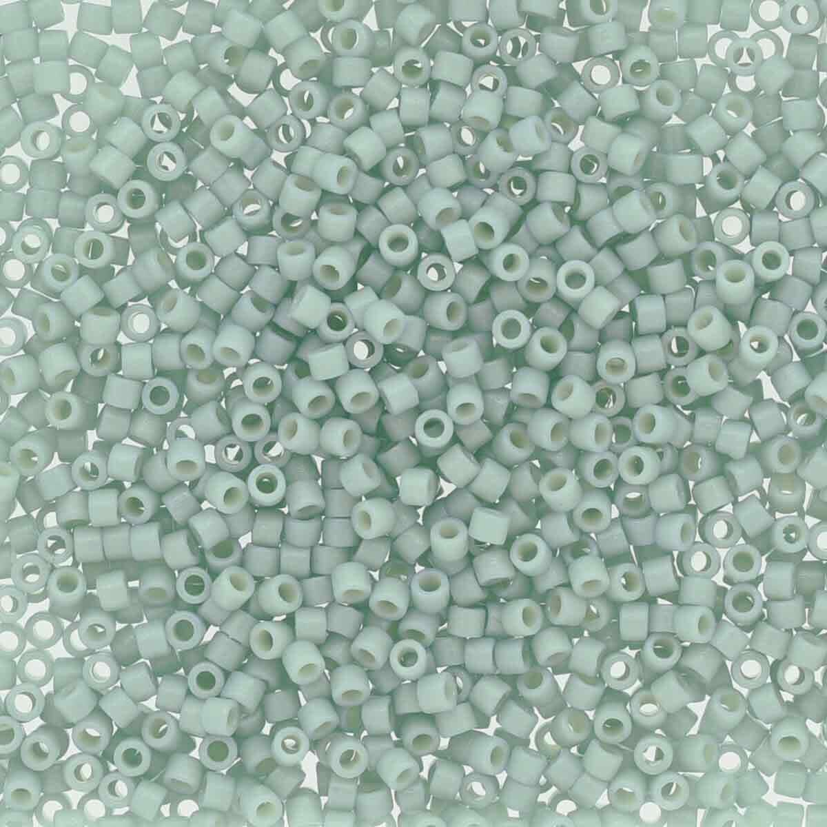 11/0 DELICA X 3GR VERDES Y LUMINOUS19