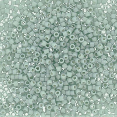 11/0 DELICA X 3GR VERDES Y LUMINOUS12