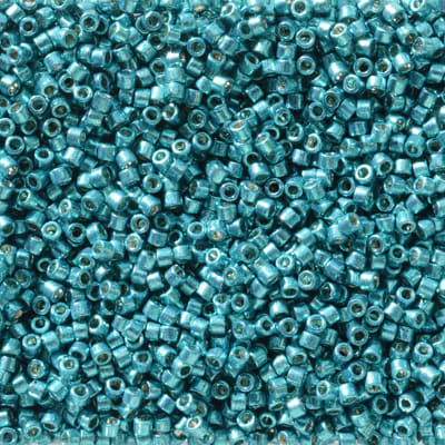 11/0 DELICA X 7.2GR/TB METALICOS BRILLOSOS B23