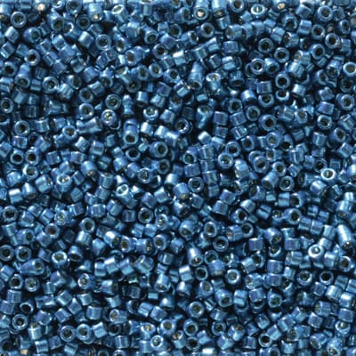 11/0 DELICA X 7.2GR/TB METALICOS BRILLOSOS B27