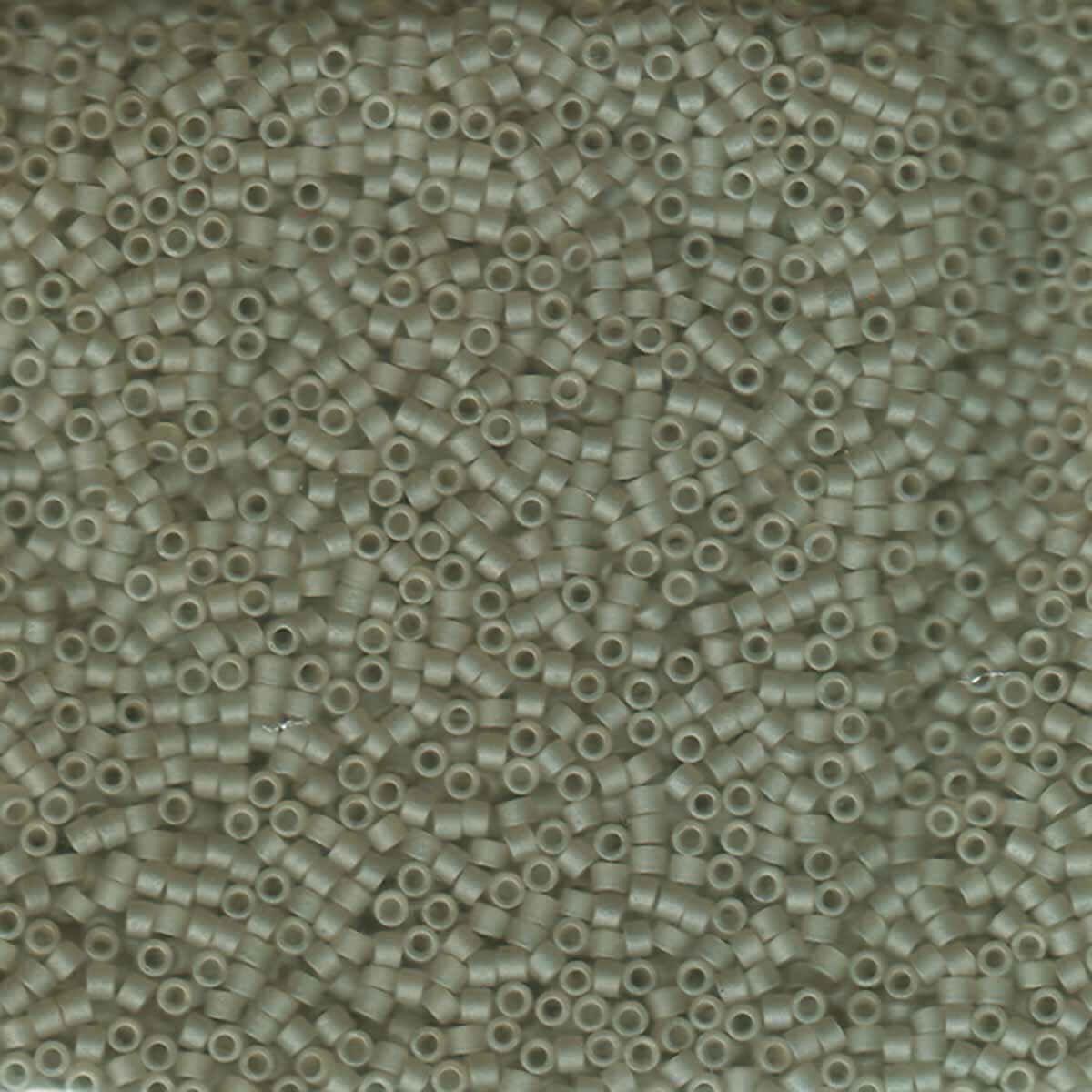 11/0 DELICA X 7.2GR/TB VERDES Y LUMINOUS B25
