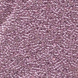 11/0 DELICA X 7.2GR/TB METALICOS BRILLOSOS A44