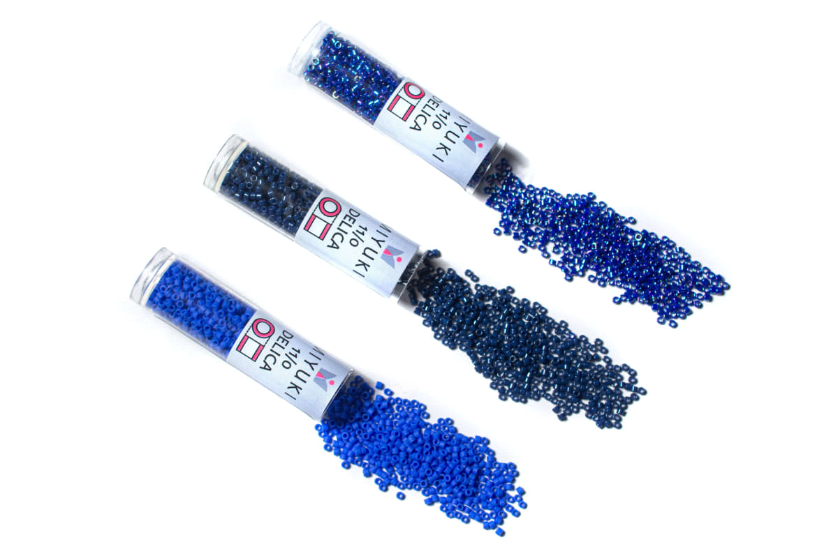 11/0 DELICA X 3GR/TB AZULES13