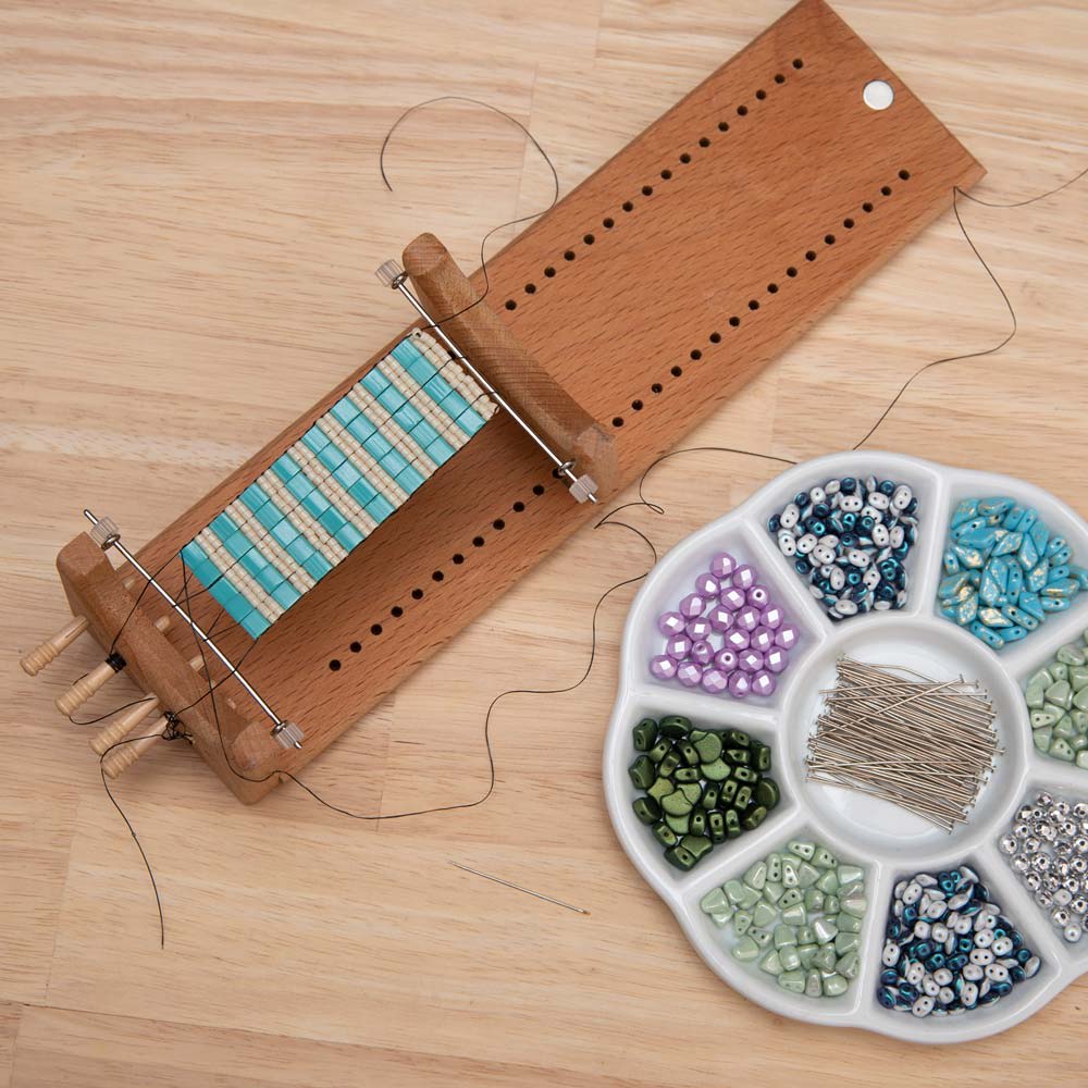 LITTLE RICKY BEADING LOOM4