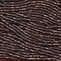 11/0 CZECH PRECIOSA APROX 18GR X MADEJA C2