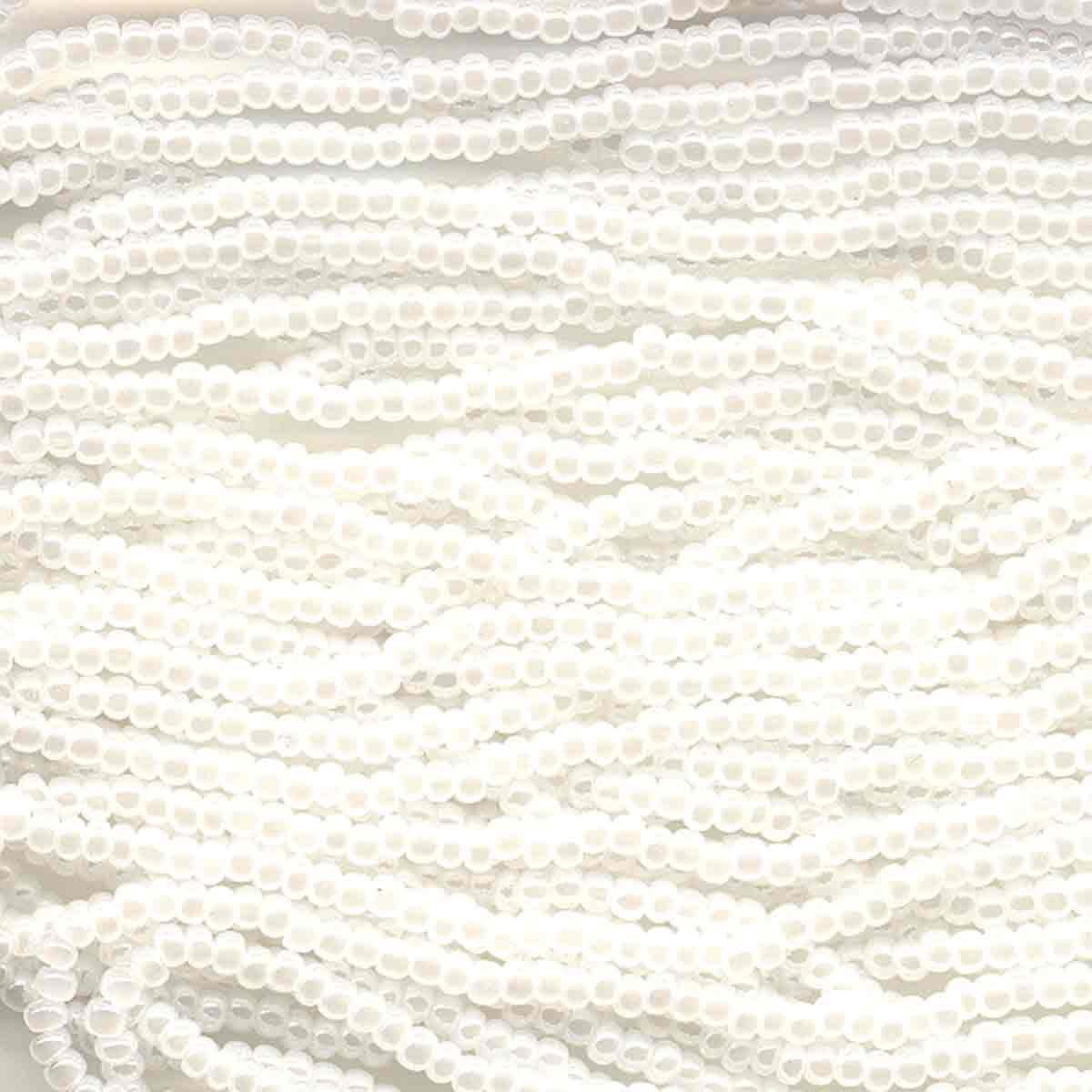 11/0 CZECH PRECIOSA APROX 18GR X MADEJA C27