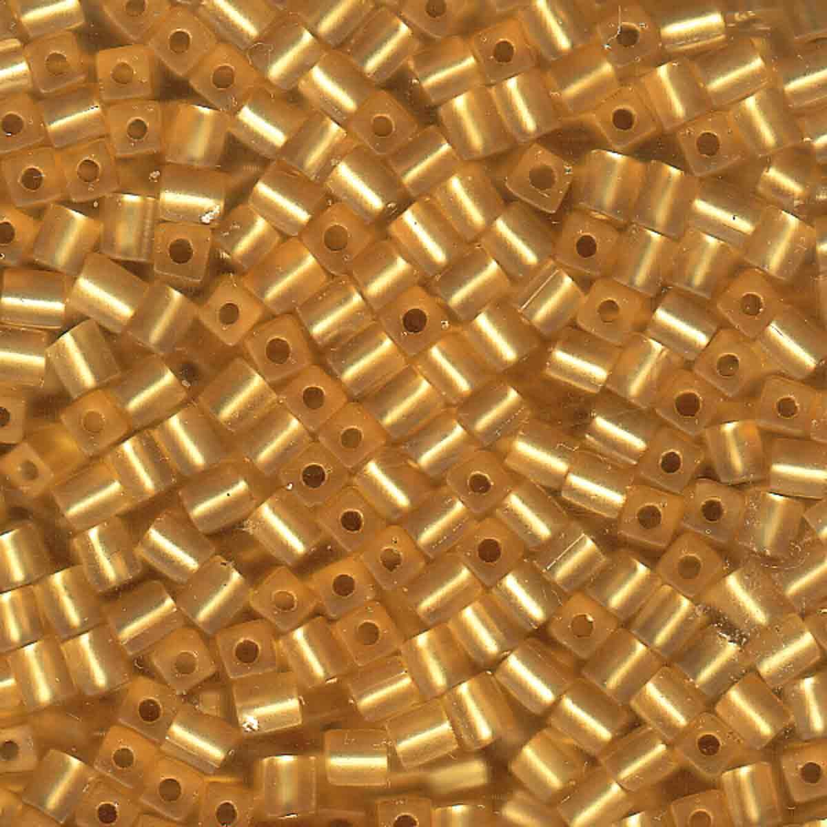 4MM MIYUKI SQUARES -APRX 20GM/TB A3