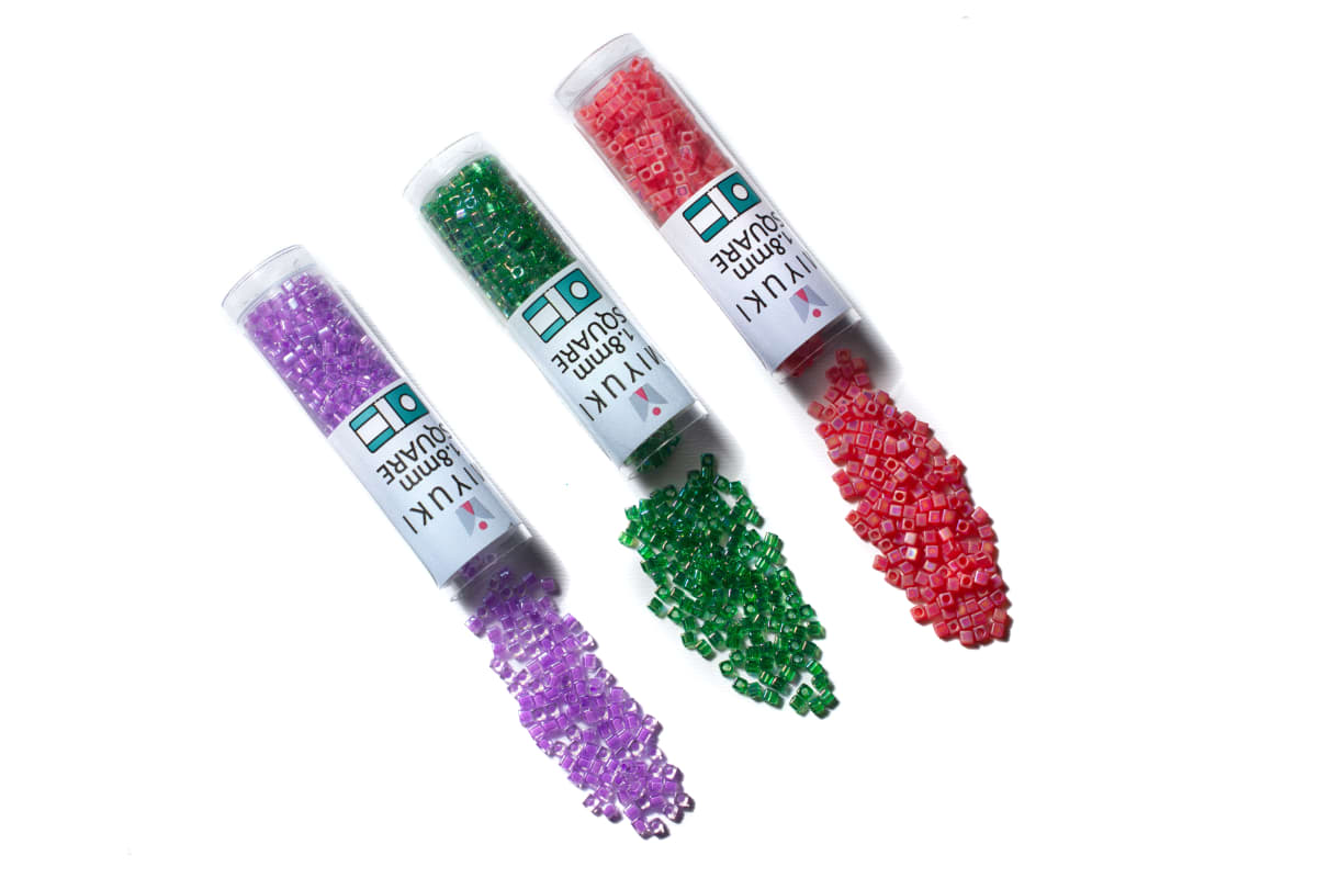 1.8MM MIYUKI SQUARES -APRX 8.2GM/TB5