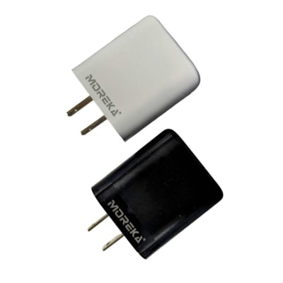 Cargador Moreka MR2886  2.4A  Puerto USB incluye Cable Micro USB 1M1