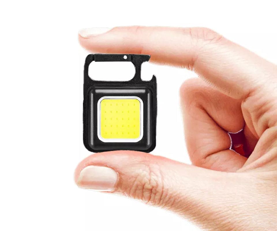 Lampara Mini 800 Lumens Iman Usb Tipo C Llavero Destapador Moreka LJ-0582