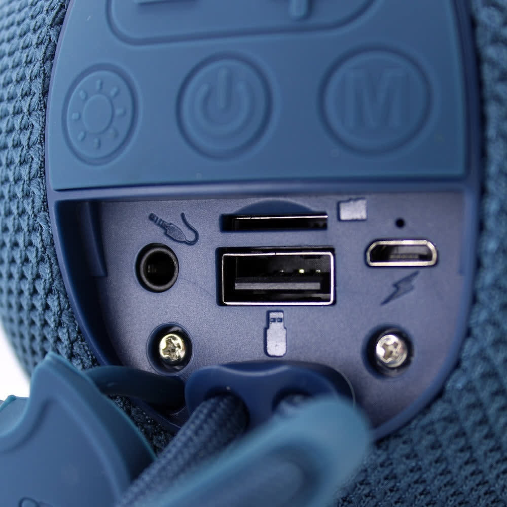 Bocina  Moreka M-337, Bluetooth, TF Card, Radio FM, USB10